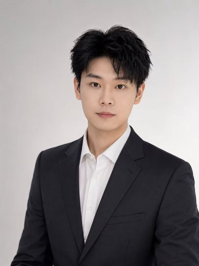 Weizheng Wang 肖像照
